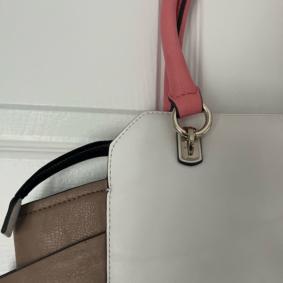 GUESS Shoulder Bag - Picture 7 of 12